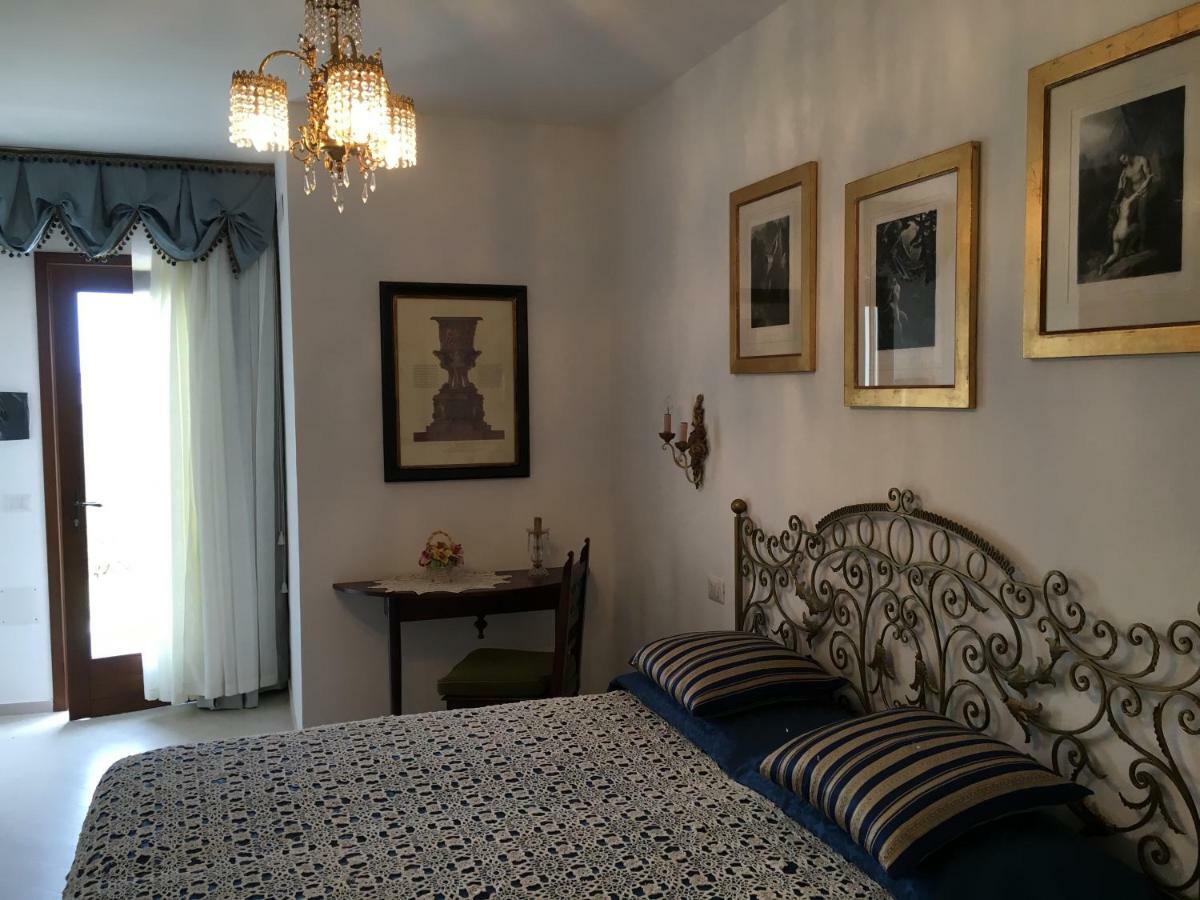 Lu Cuccumiau Country B&B อาร์ซาเคนา ภายนอก รูปภาพ